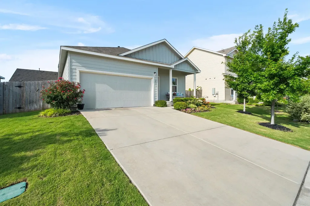 221 Gabriels Bluff Drive Georgetown TX 78626