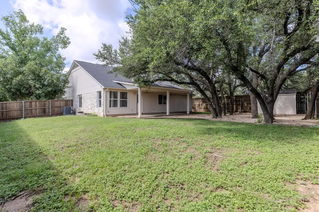 1000 Woodview Drive Georgetown TX 78628