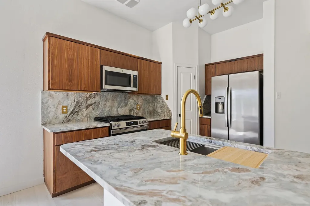 1000 Woodview Drive Georgetown TX 78628