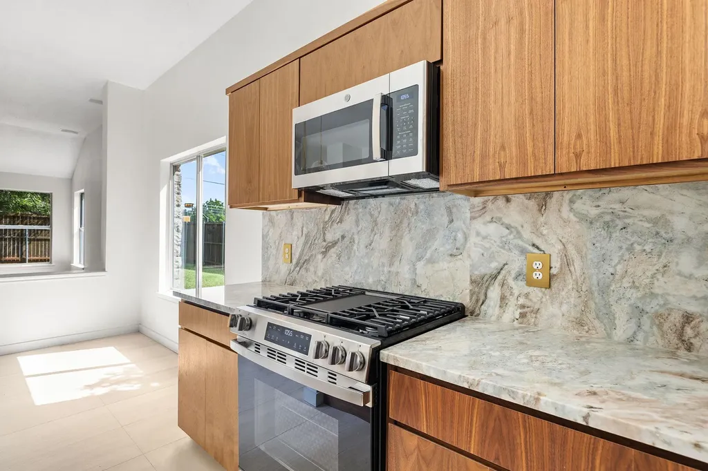1000 Woodview Drive Georgetown TX 78628