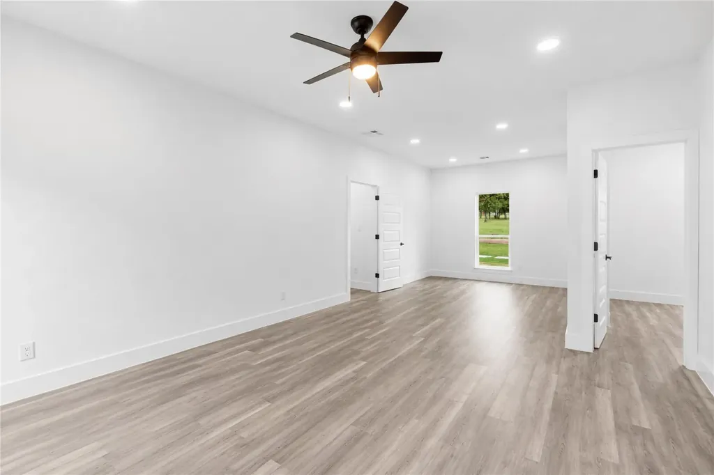 337 Smitty Lane Lockhart TX 78644