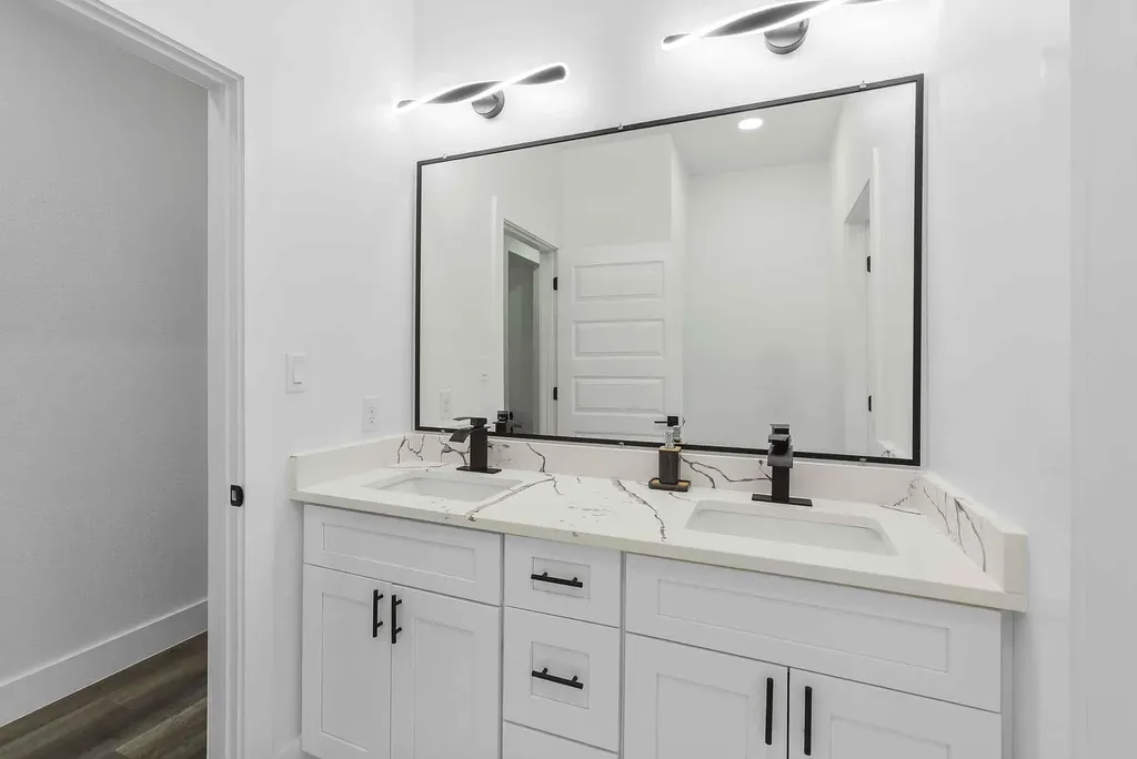 337 Smitty Lane Lockhart TX 78644
