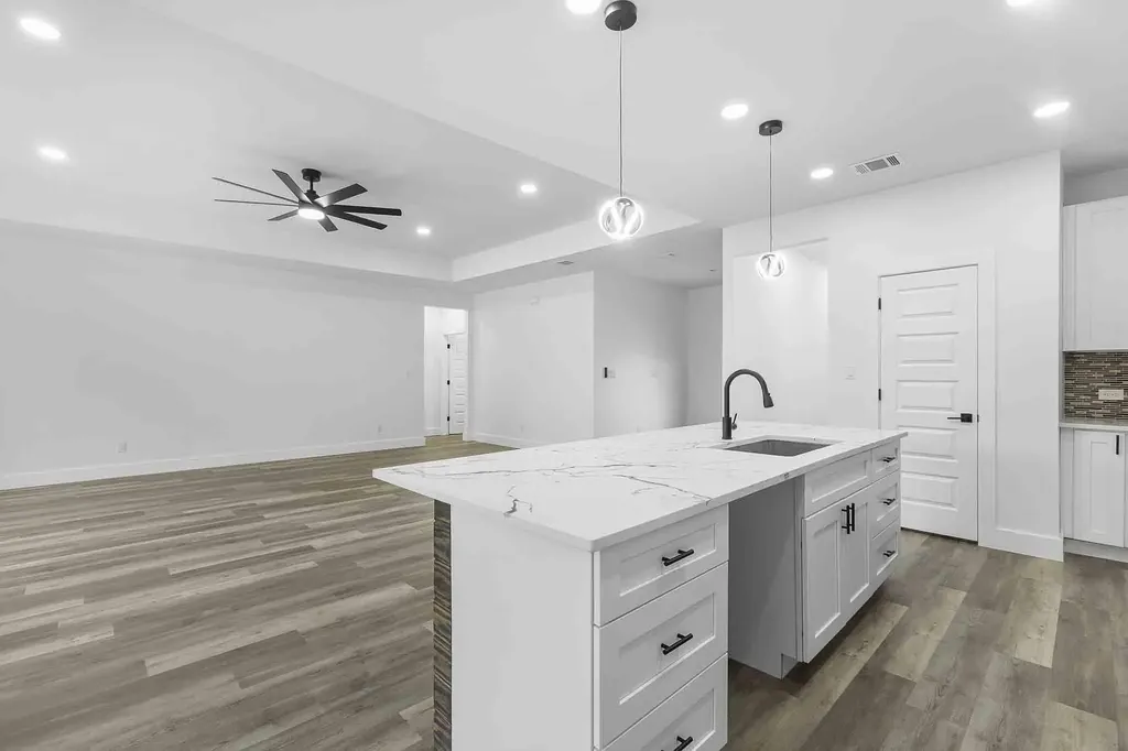 337 Smitty Lane Lockhart TX 78644