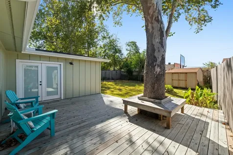 2205 N Plains Avenue Austin TX 78757