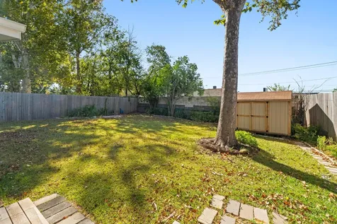 2205 N Plains Avenue Austin TX 78757
