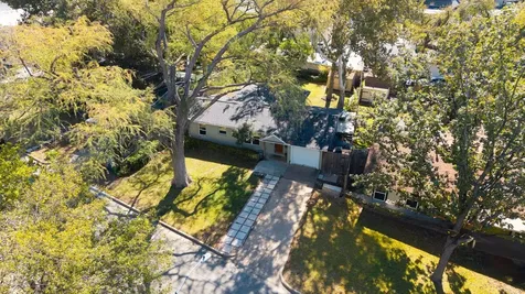 2205 N Plains Avenue Austin TX 78757