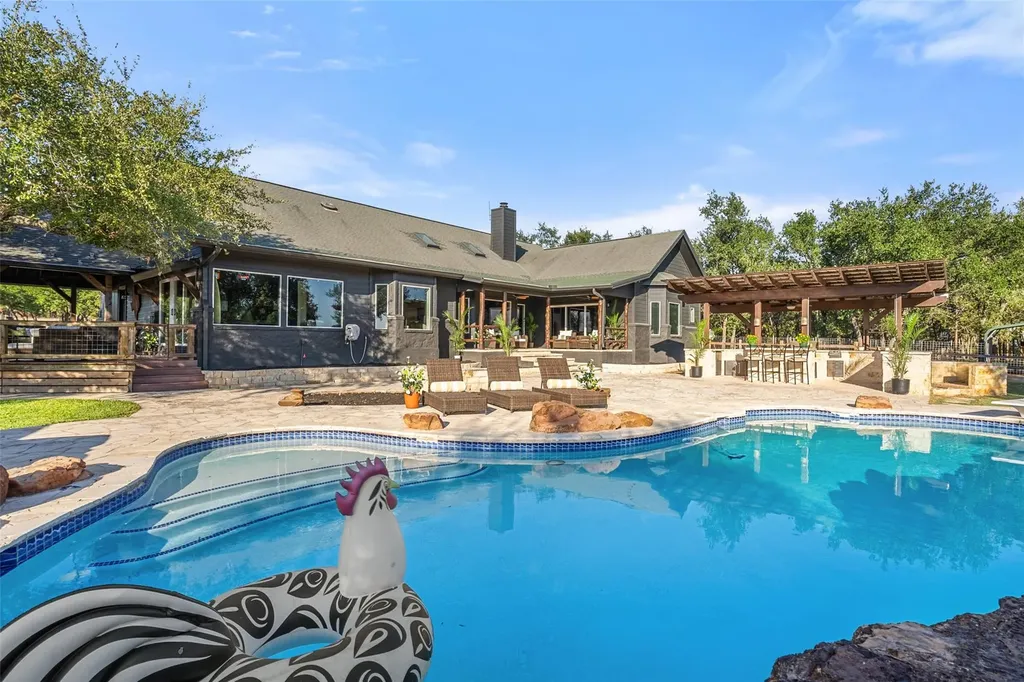 220 Fawn Meadow Drive Dripping Springs TX 78620