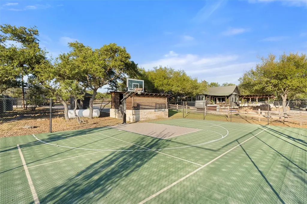 220 Fawn Meadow Drive Dripping Springs TX 78620