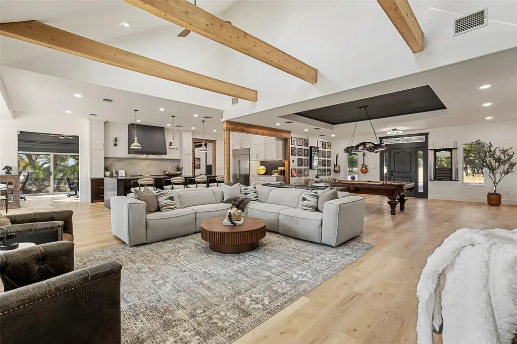 220 Fawn Meadow Drive Dripping Springs TX 78620