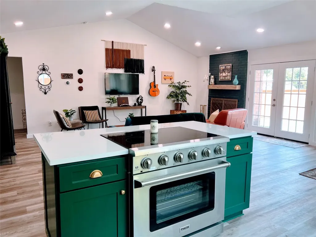 4802 Carsonhill Drive Austin TX 78723