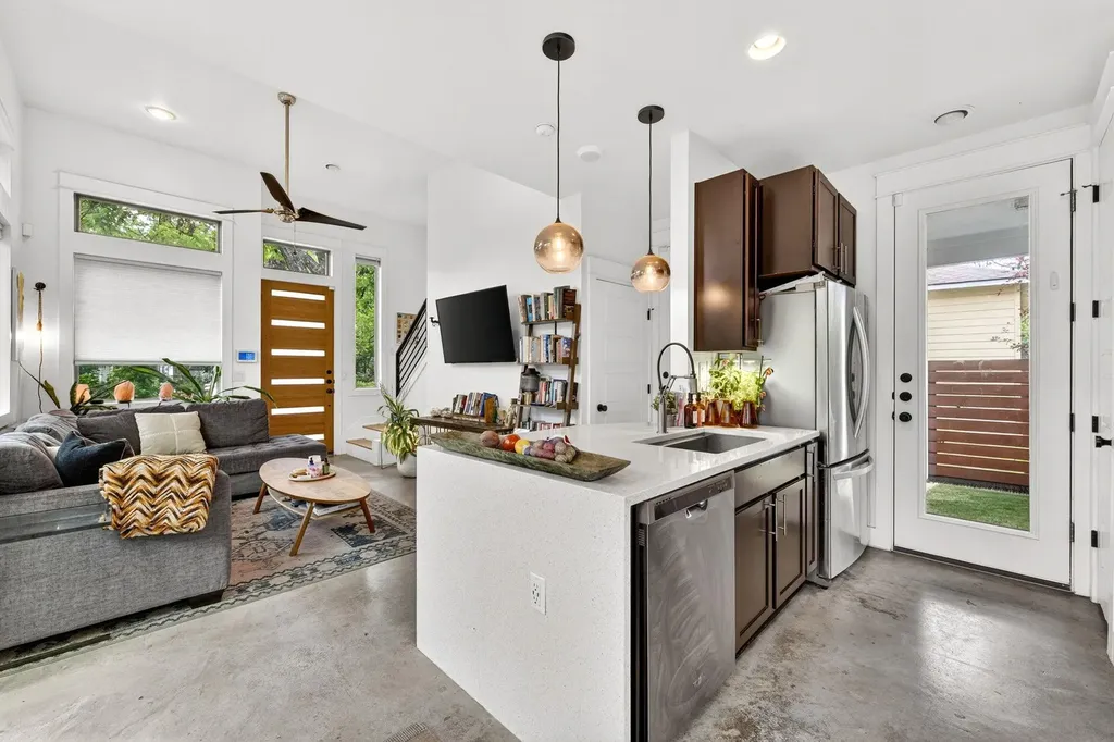 2601 Willow Street Austin TX 78702
