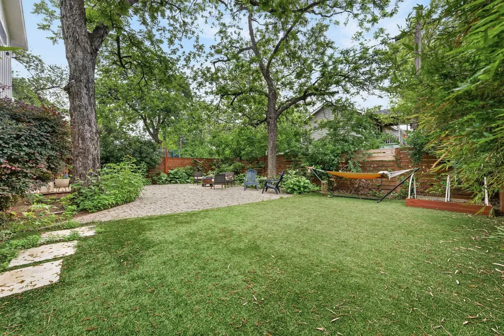 2601 Willow Street Austin TX 78702