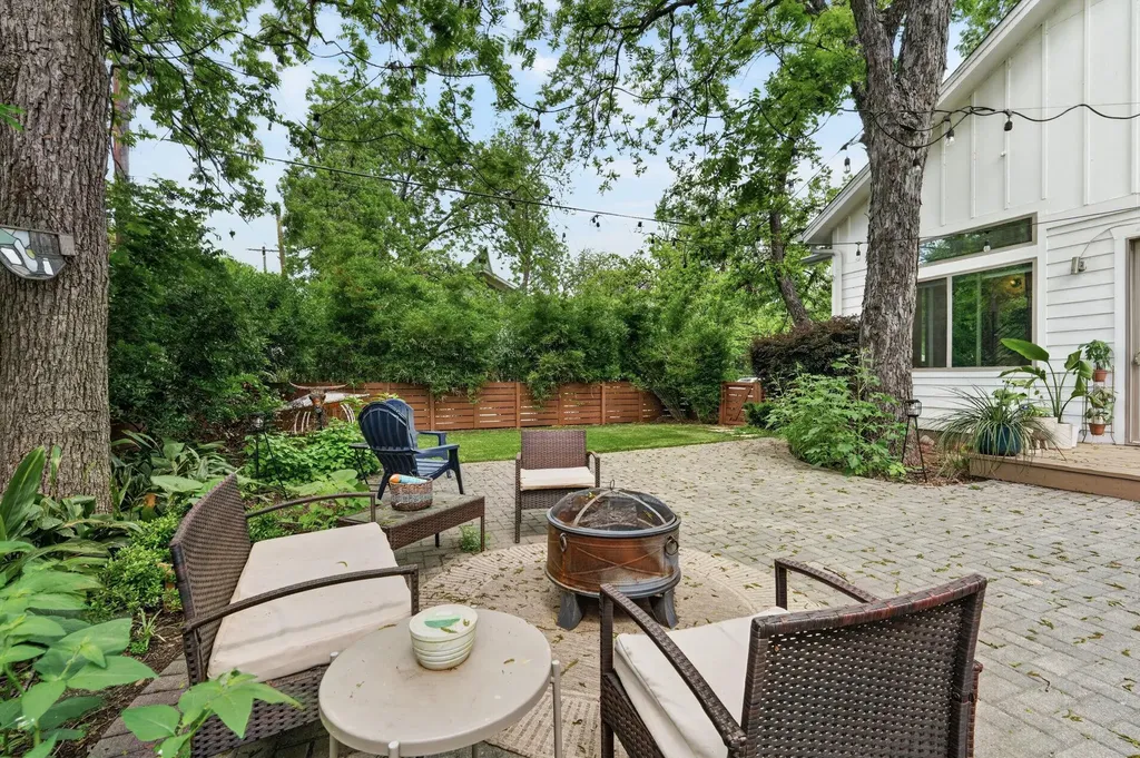 2601 Willow Street Austin TX 78702