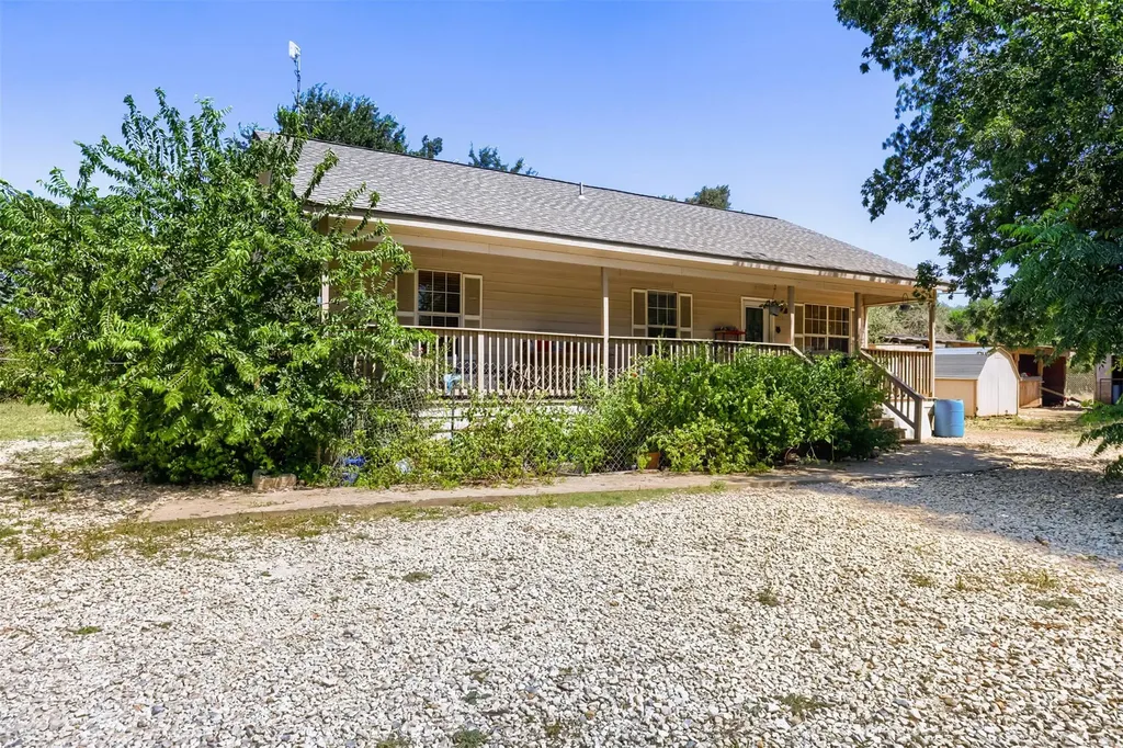 5401 County Road 200 Liberty Hill TX 78642