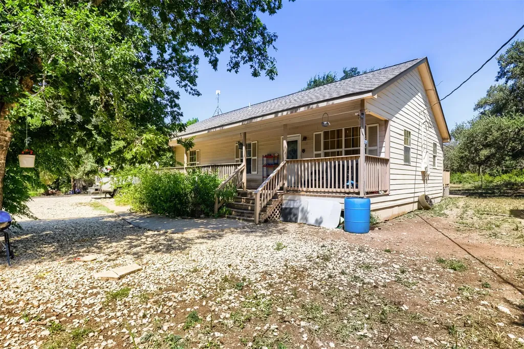 5401 County Road 200 Liberty Hill TX 78642