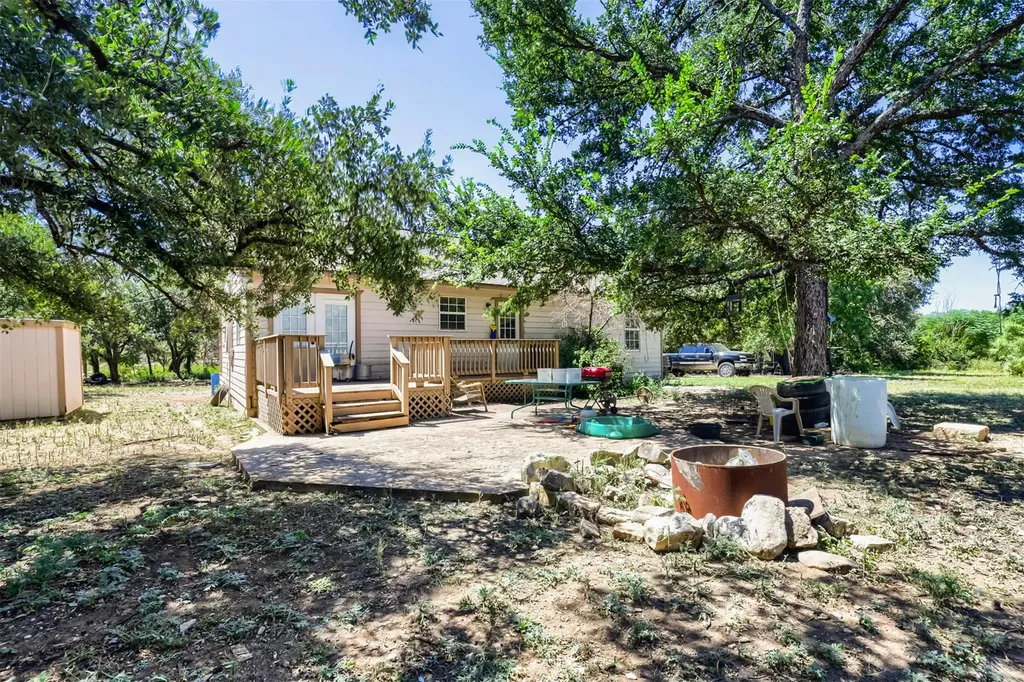 5401 County Road 200 Liberty Hill TX 78642