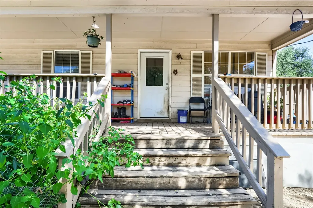 5401 County Road 200 Liberty Hill TX 78642