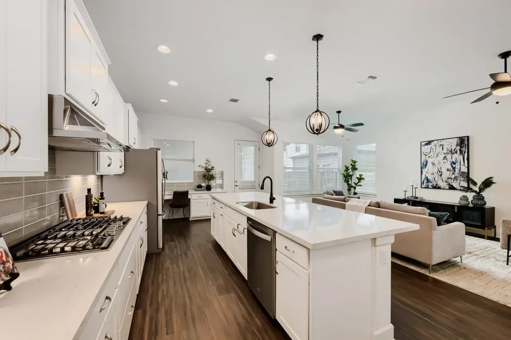 4707 Vaughan Street Austin TX 78723