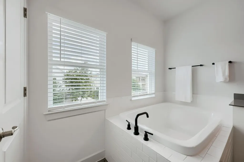4707 Vaughan Street Austin TX 78723