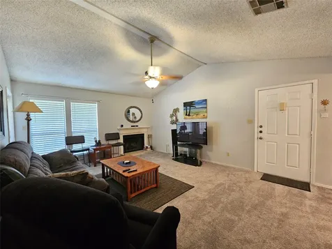 1202 Thorpe Lane San Marcos TX 78666