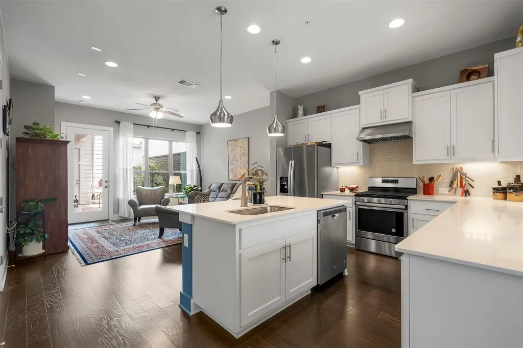 4533 Berkman Drive Austin TX 78723