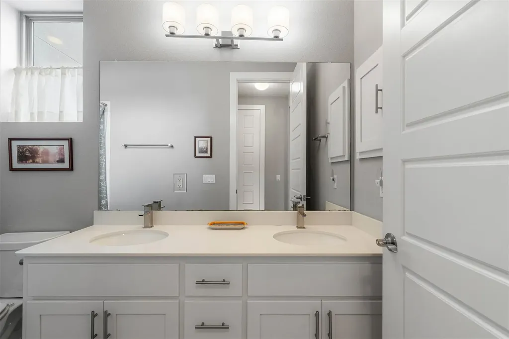 4533 Berkman Drive Austin TX 78723