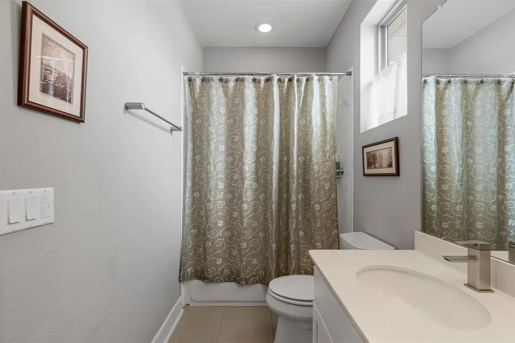 4533 Berkman Drive Austin TX 78723