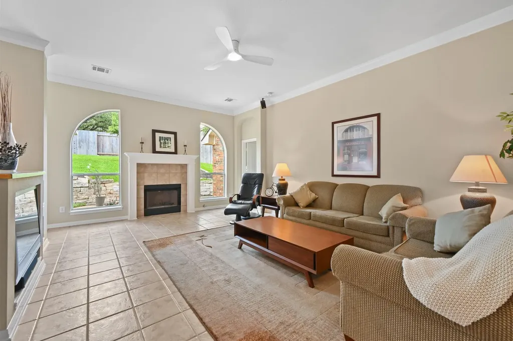 12909 Majestic Oaks Drive Austin TX 78732