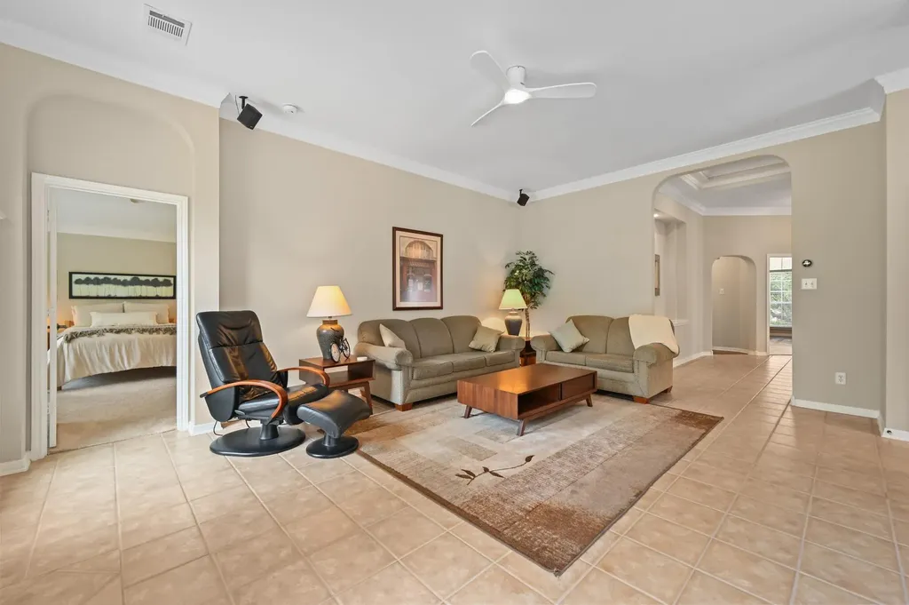 12909 Majestic Oaks Drive Austin TX 78732