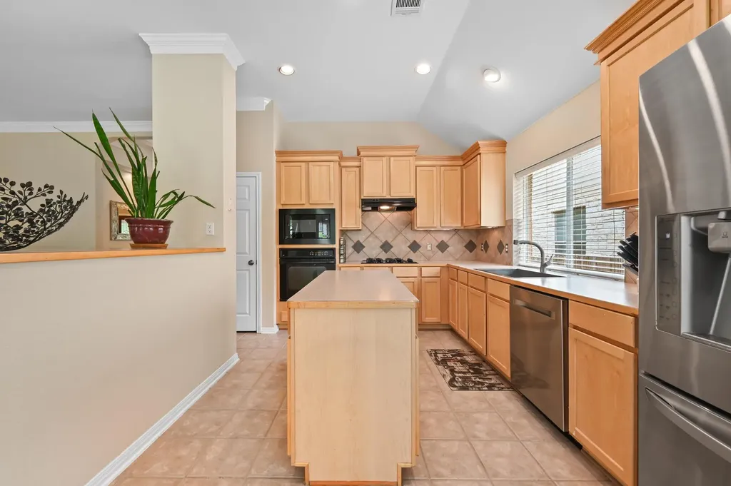 12909 Majestic Oaks Drive Austin TX 78732