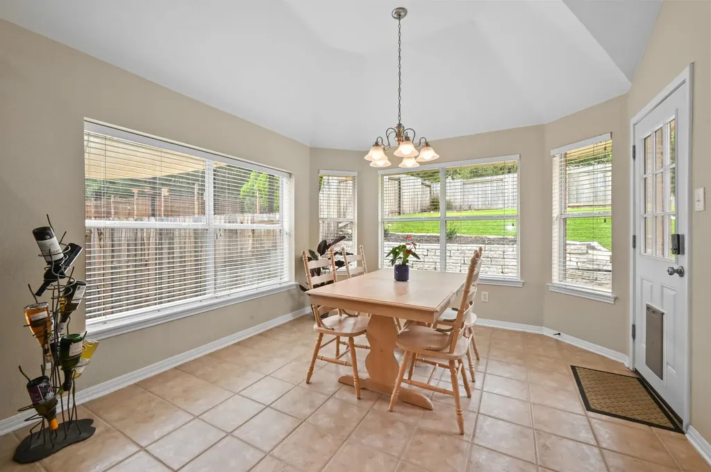 12909 Majestic Oaks Drive Austin TX 78732