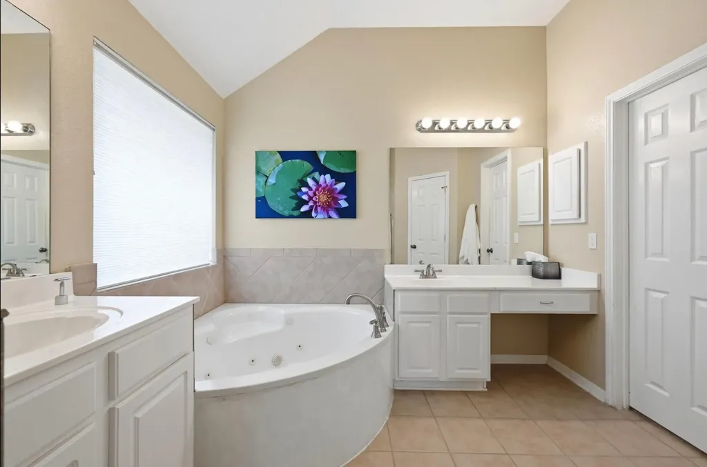 12909 Majestic Oaks Drive Austin TX 78732