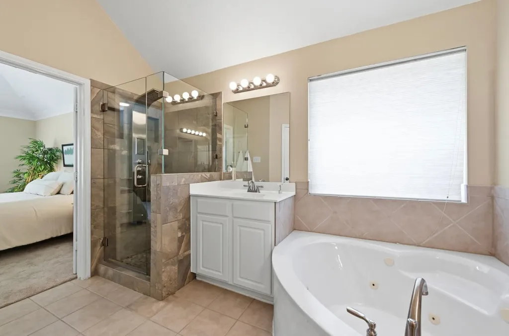 12909 Majestic Oaks Drive Austin TX 78732