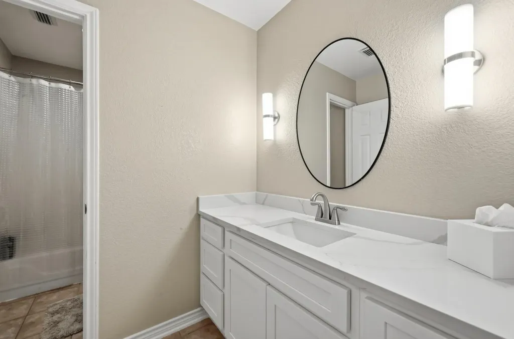 12909 Majestic Oaks Drive Austin TX 78732