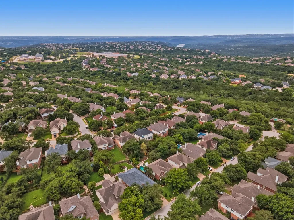 12909 Majestic Oaks Drive Austin TX 78732