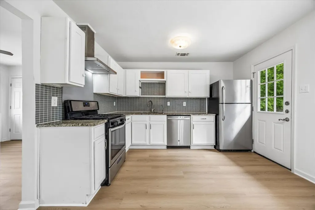 4713 Little Hill Circle Austin TX 78725