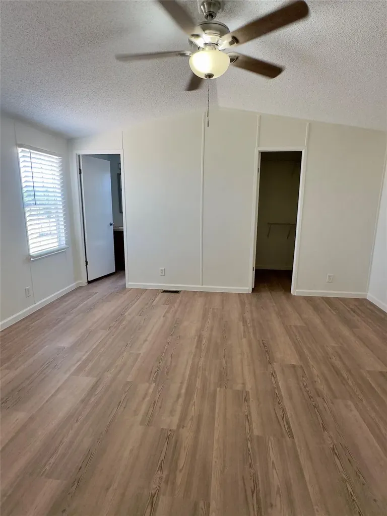 325 Lytton Lane Dale TX 78616
