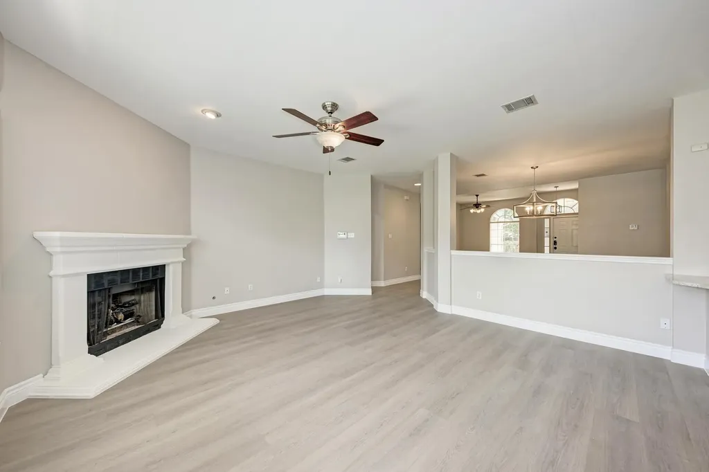 4408 Tello Path Austin TX 78749