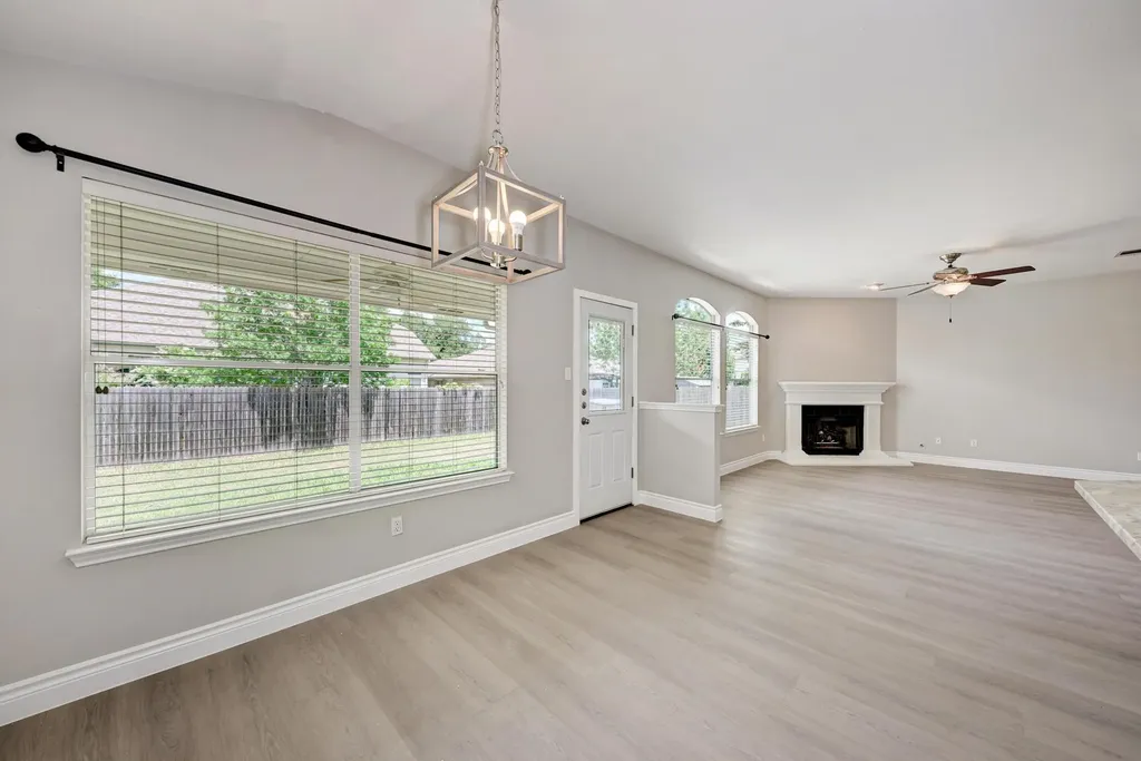 4408 Tello Path Austin TX 78749