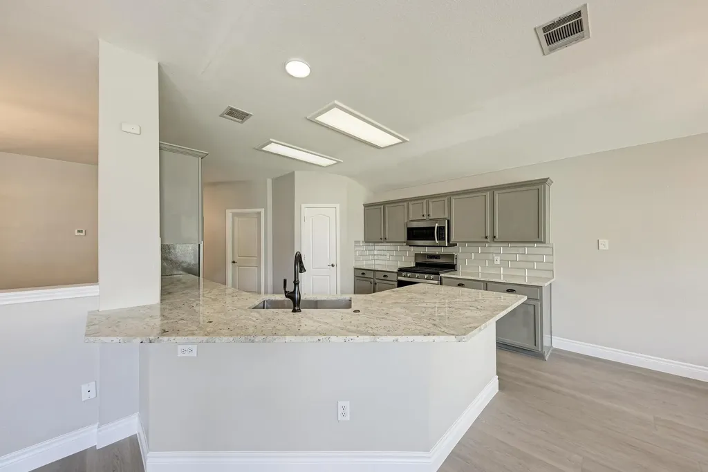 4408 Tello Path Austin TX 78749