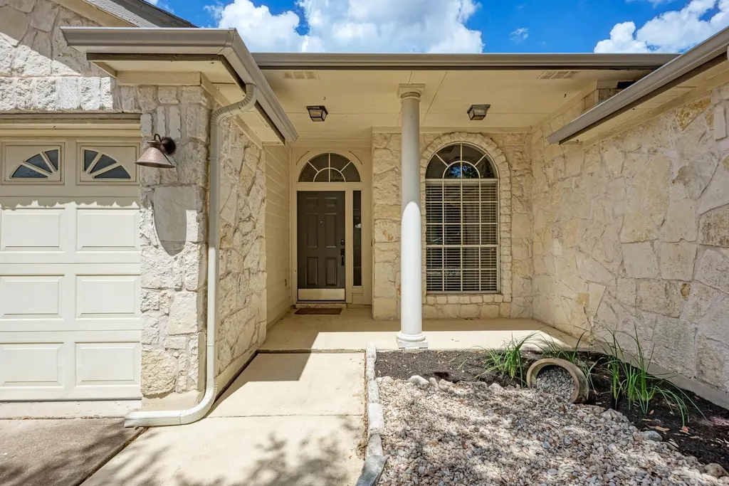 4408 Tello Path Austin TX 78749