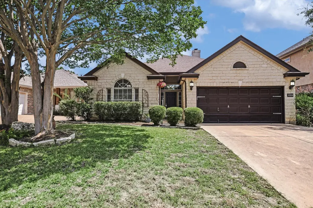 11524 Emerald Falls Drive Austin TX 78738
