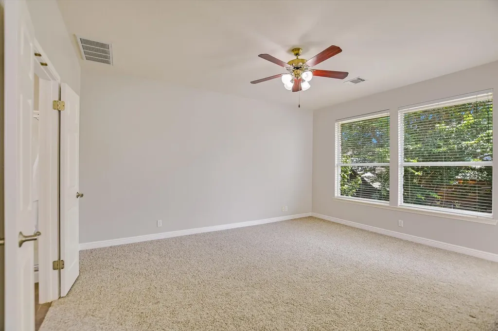 11524 Emerald Falls Drive Austin TX 78738
