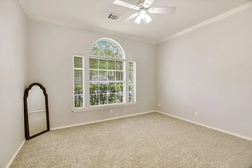 11524 Emerald Falls Drive Austin TX 78738