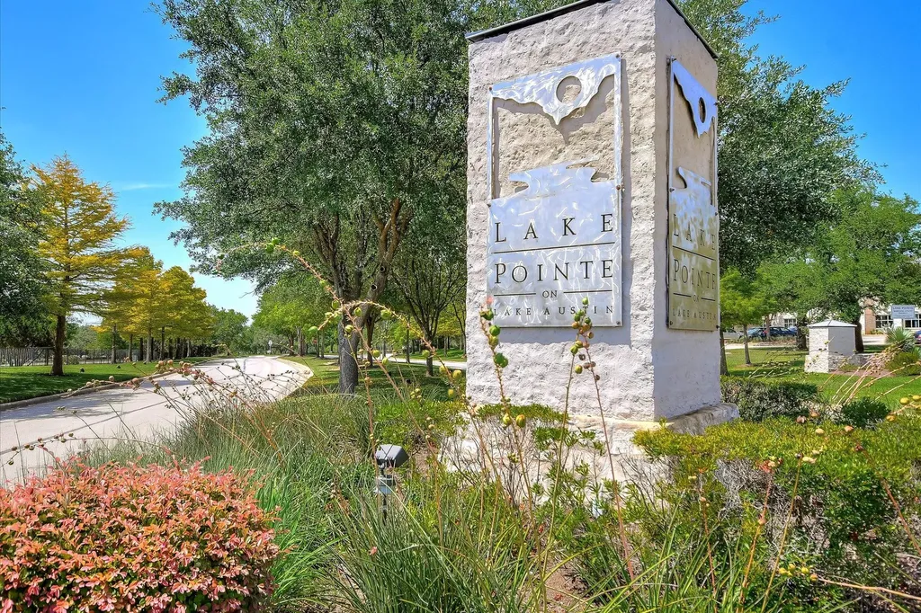 11524 Emerald Falls Drive Austin TX 78738