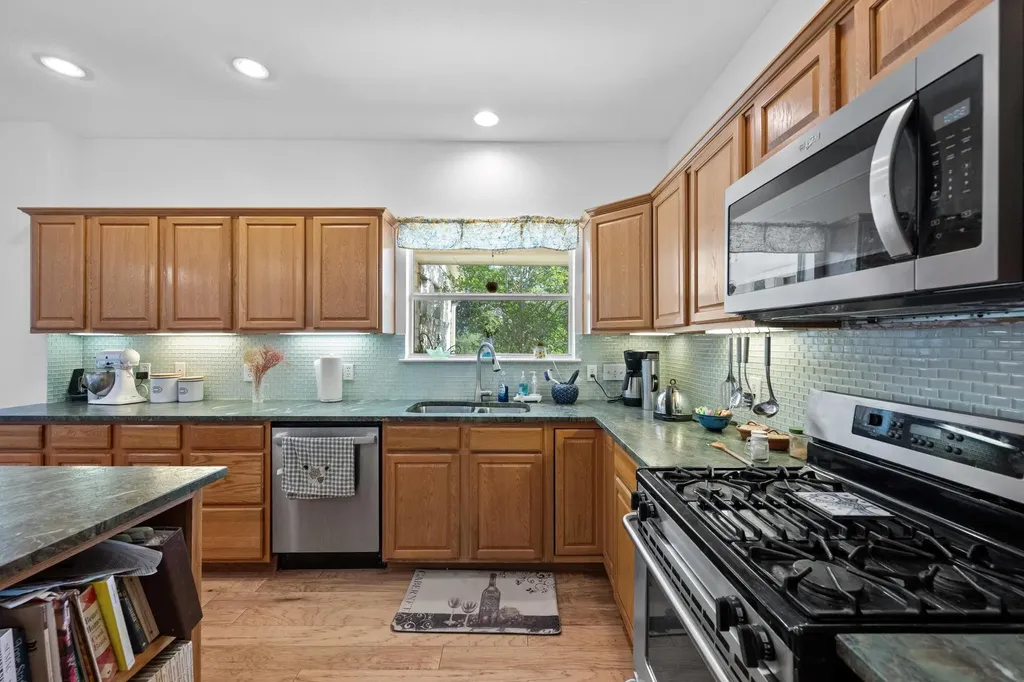 10978 W Cave Boulevard Dripping Springs TX 78620