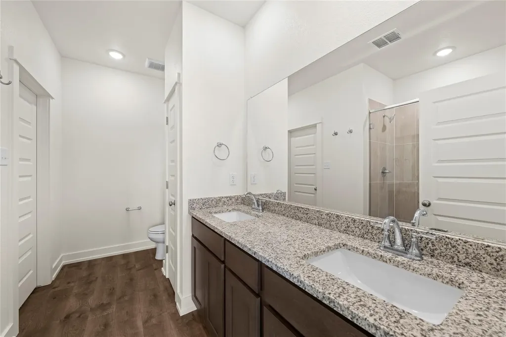 552 Gus Loop Georgetown TX 78626