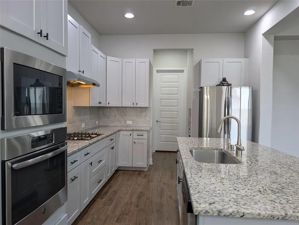 3112 Bouchette Cove Leander TX 78641