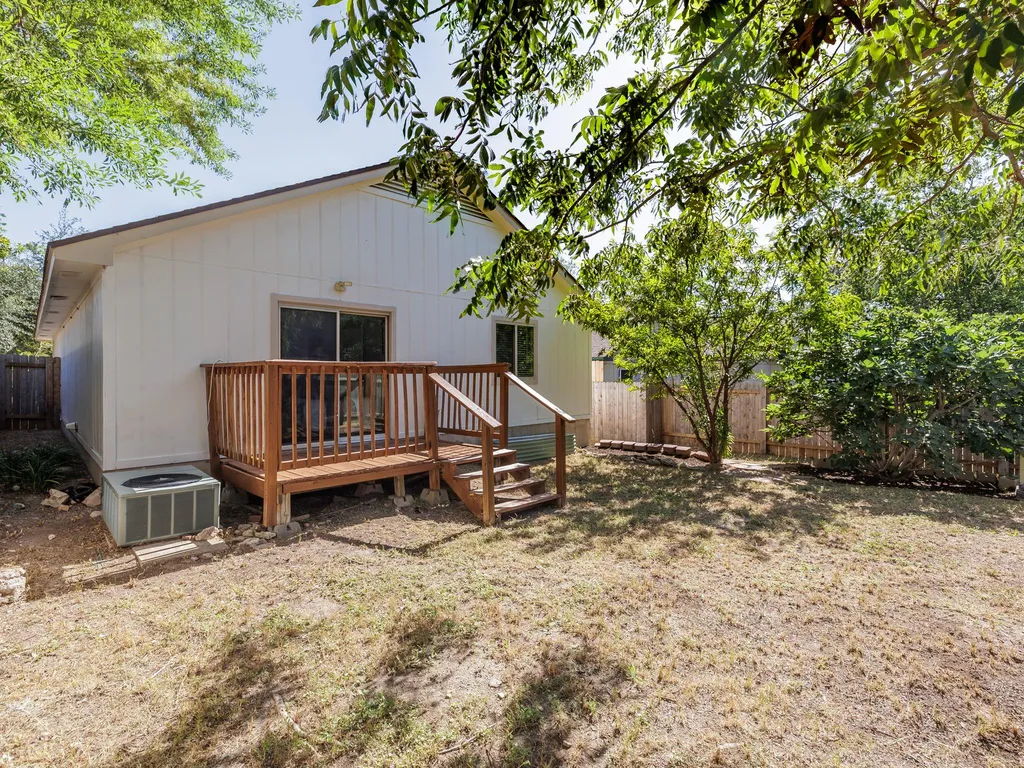 1811 Rainy Meadows Drive Austin TX 78758