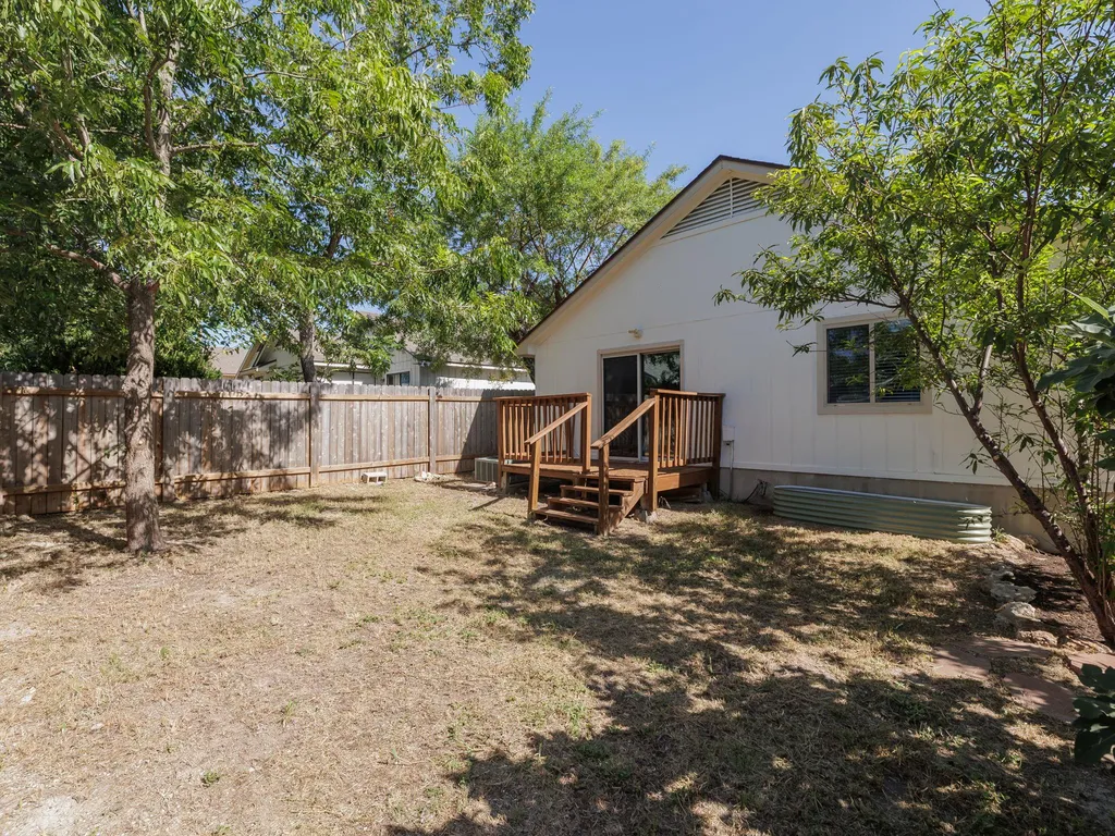 1811 Rainy Meadows Drive Austin TX 78758